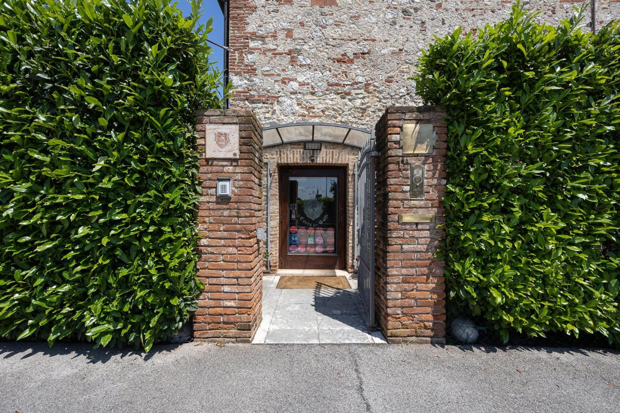 Gasthaus Locanda La Corte Dei Galli Carre Exterior foto