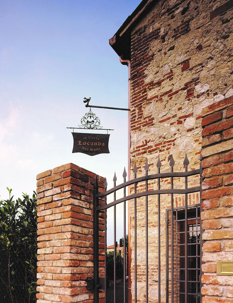 Gasthaus Locanda La Corte Dei Galli Carre Exterior foto